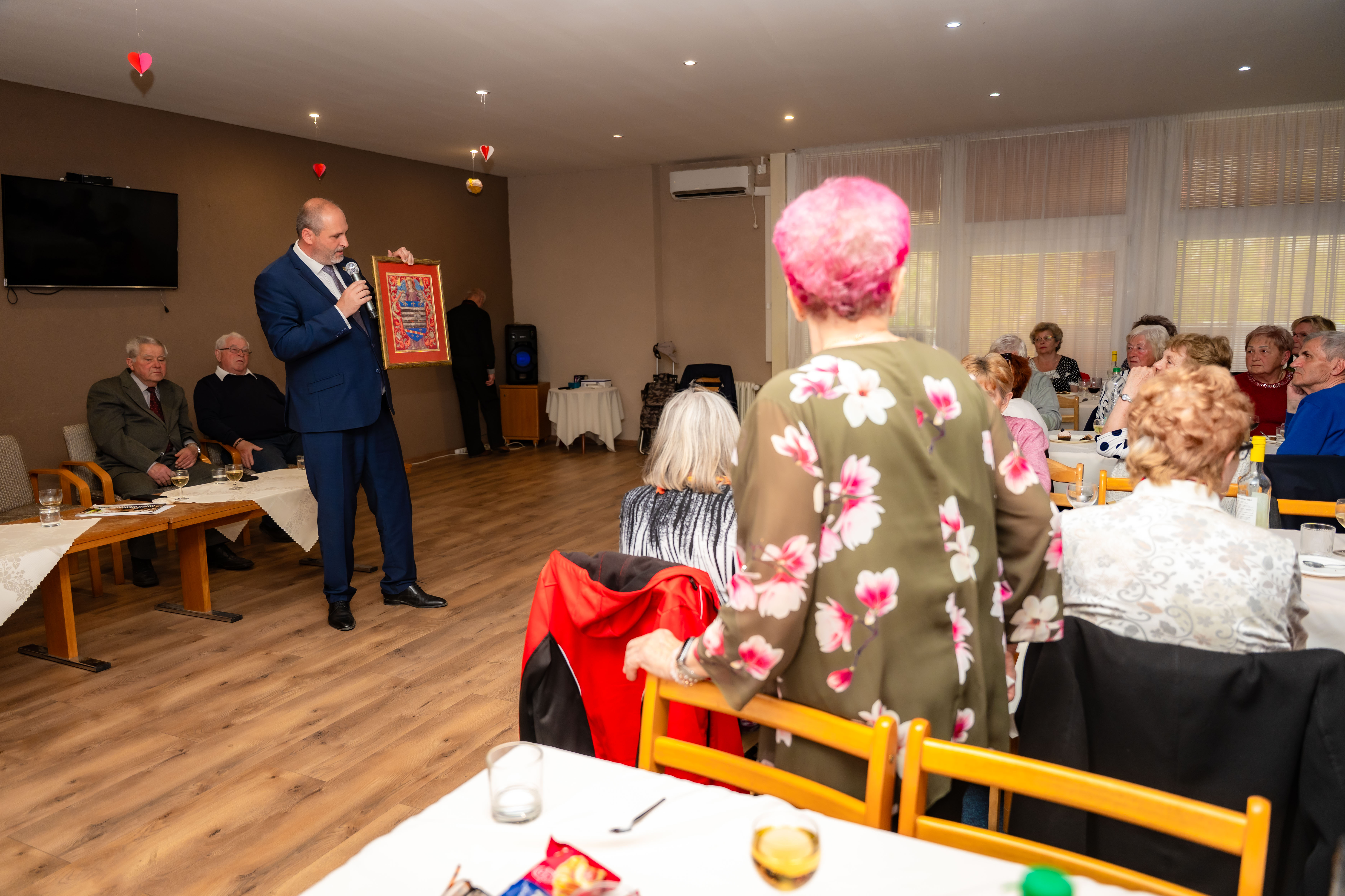 Navsteva klubu krestanskych seniorov v MC Kosice - Nad jazerom-1-20